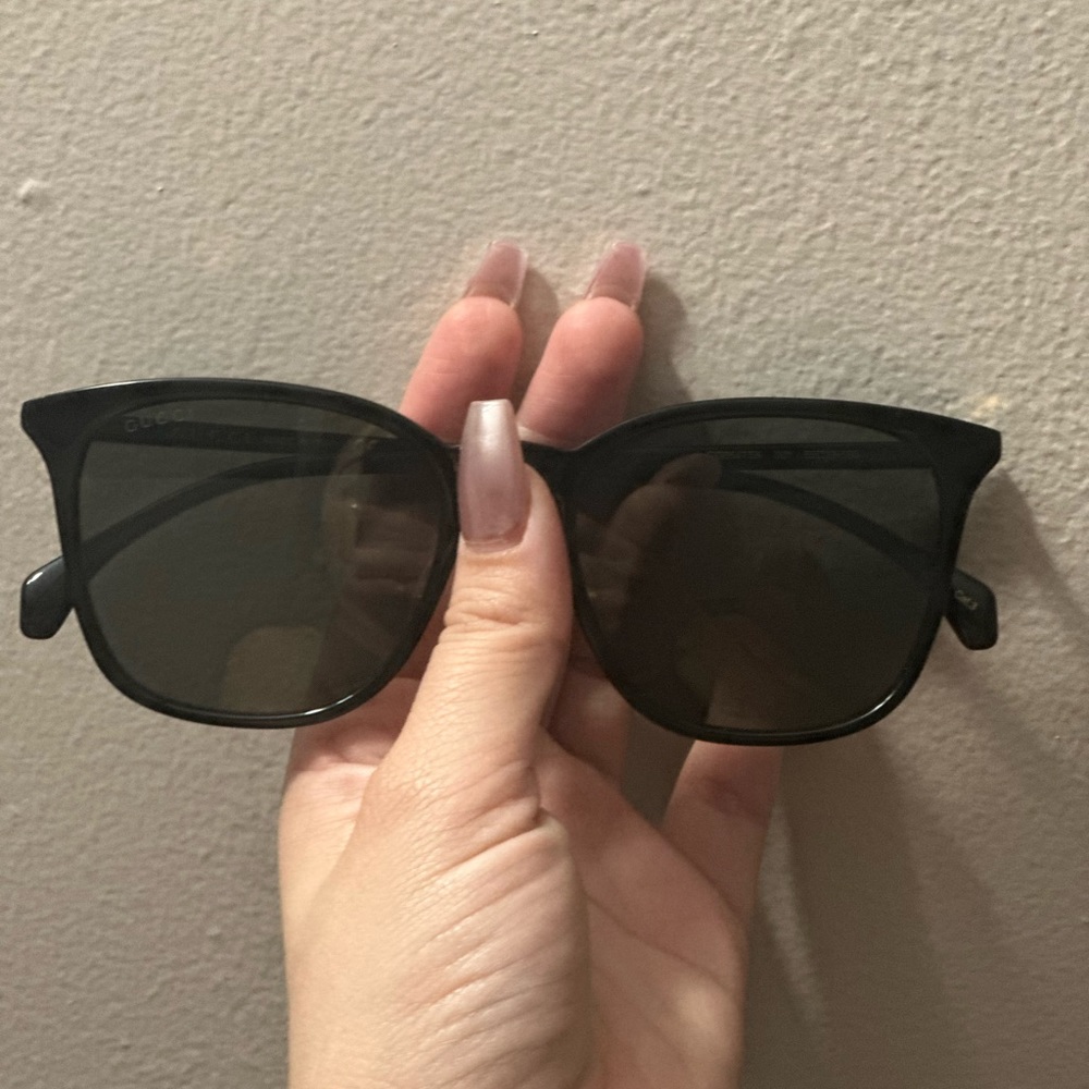 Black Gucci Sunglasses